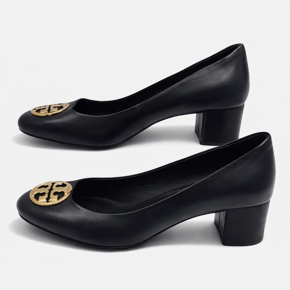 Tory Burch Claire Pump sz 10 Black Good Leather Block Heel Gold Logo Medallion